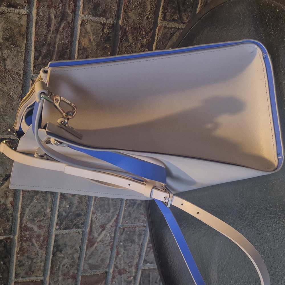 Kate Spade - Picture 3 of 12